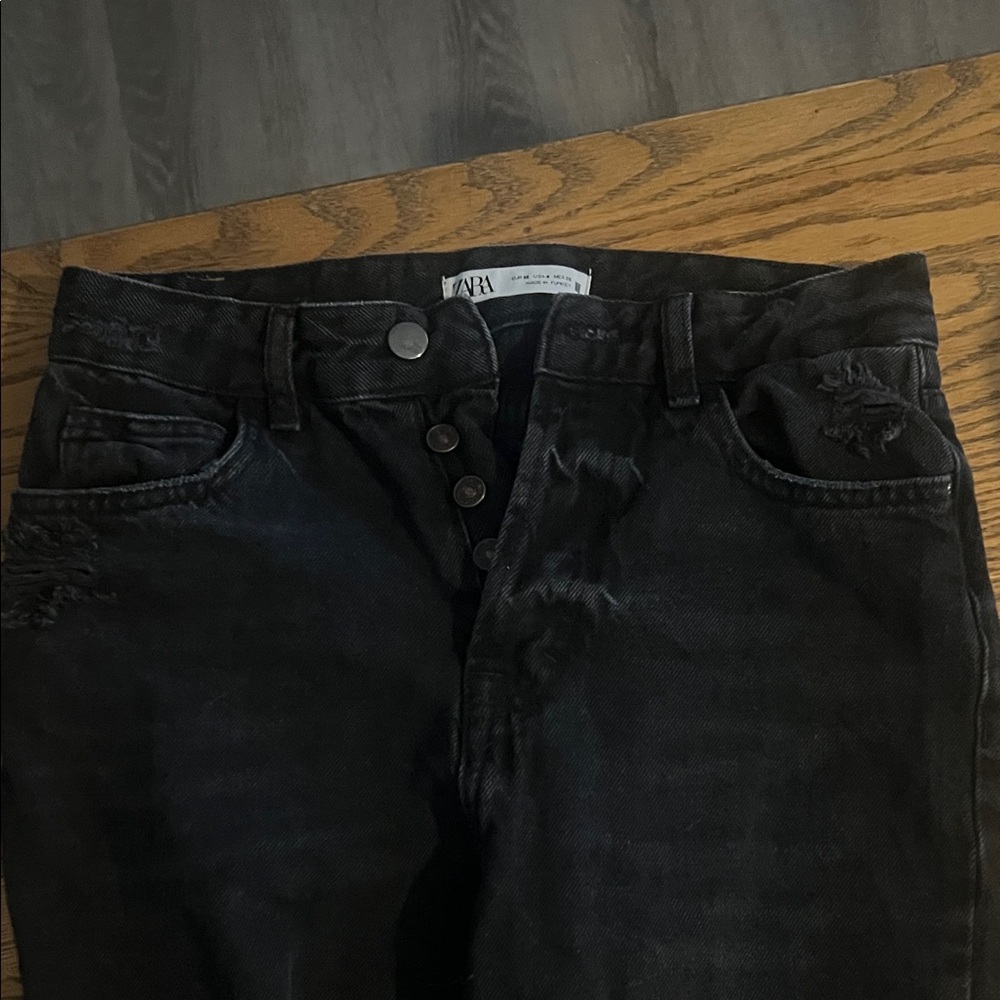 Zara Women's Black Ankle Jeans